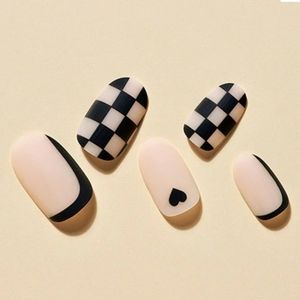 Brand New Press On Nails | Checkered Matte Design | Fake Nails Oval Shape